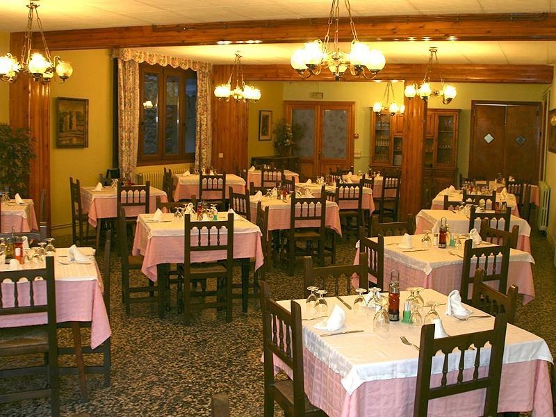 Fonda Agusti Hotel Esterri D'Aneu Exterior photo