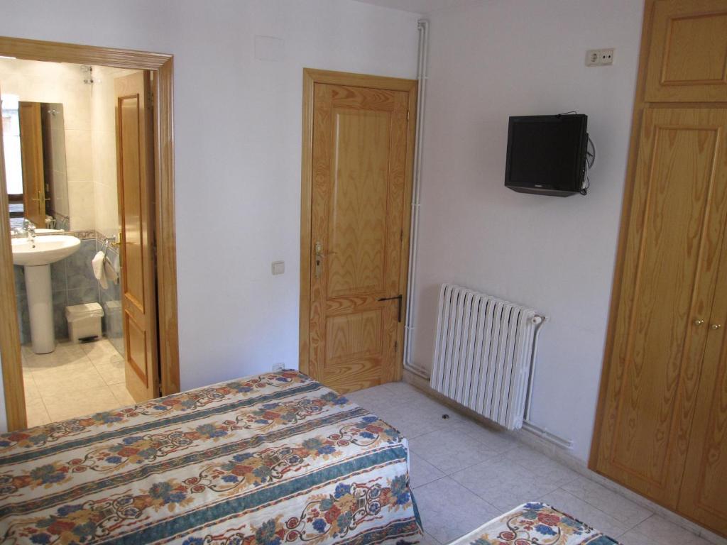 Fonda Agusti Hotel Esterri D'Aneu Room photo